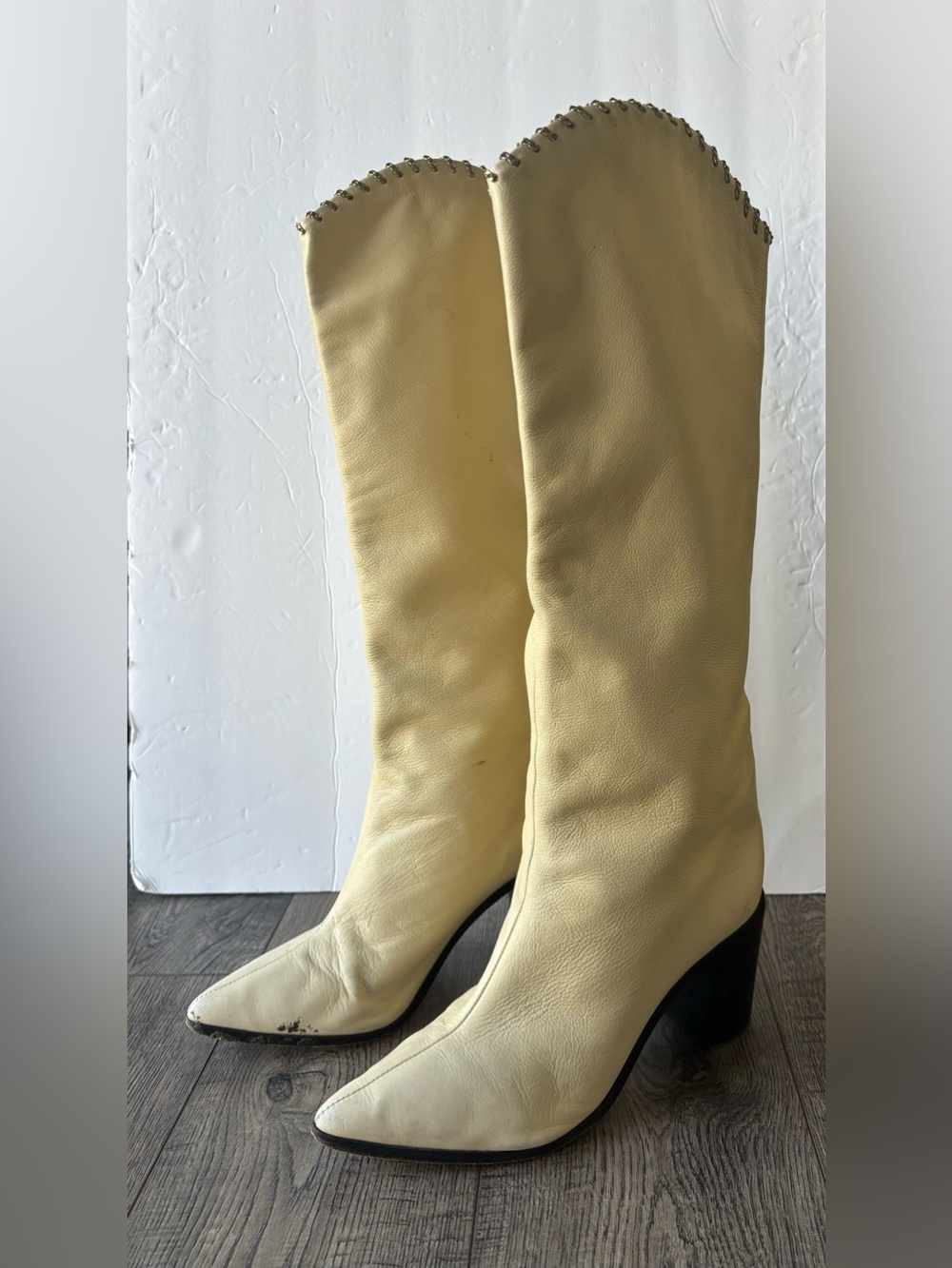 Women's Tall Leather Boots in cream